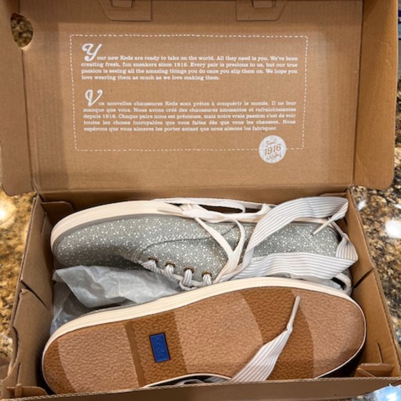 New and Never Worn, Still in Box, TAYLOR SWIFT Keds.  Size 6.5 - Picture 7 of 15